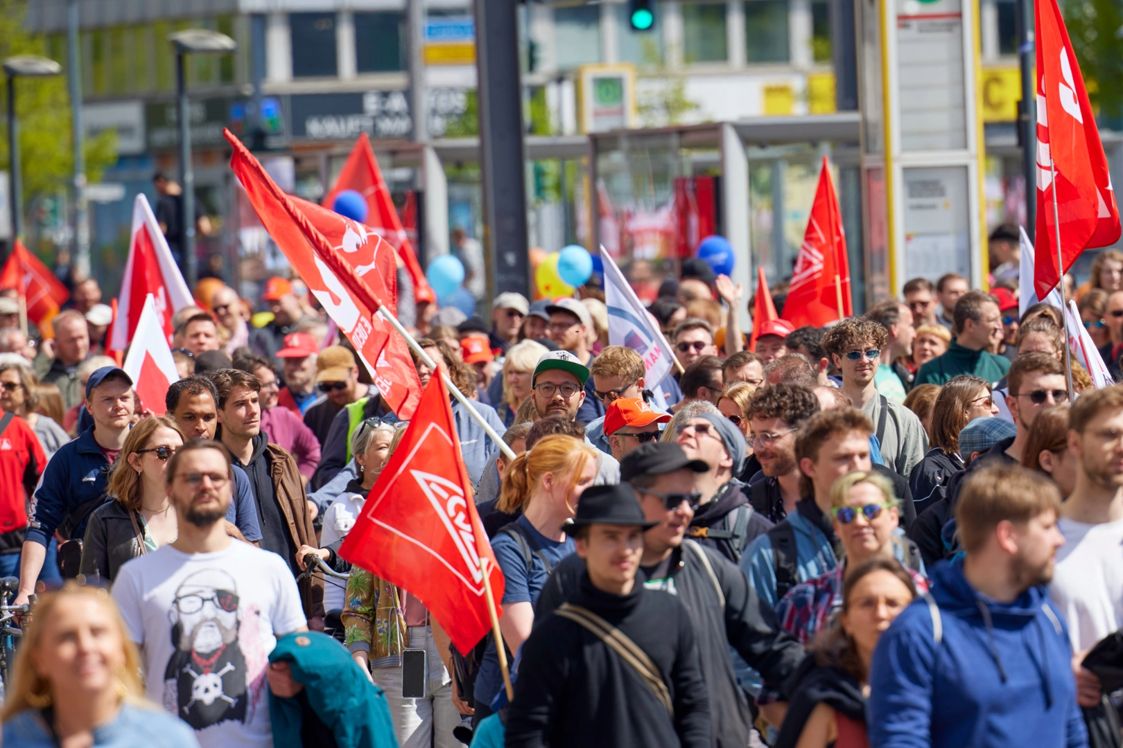 1. Mai 2023 in Berlin mit Jörg Hofmann
