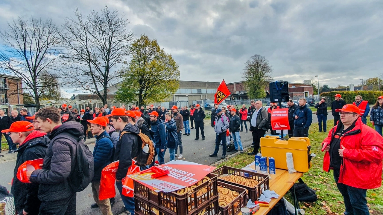 Tarifrunde M+E 2022 Warnstreiks Kueste