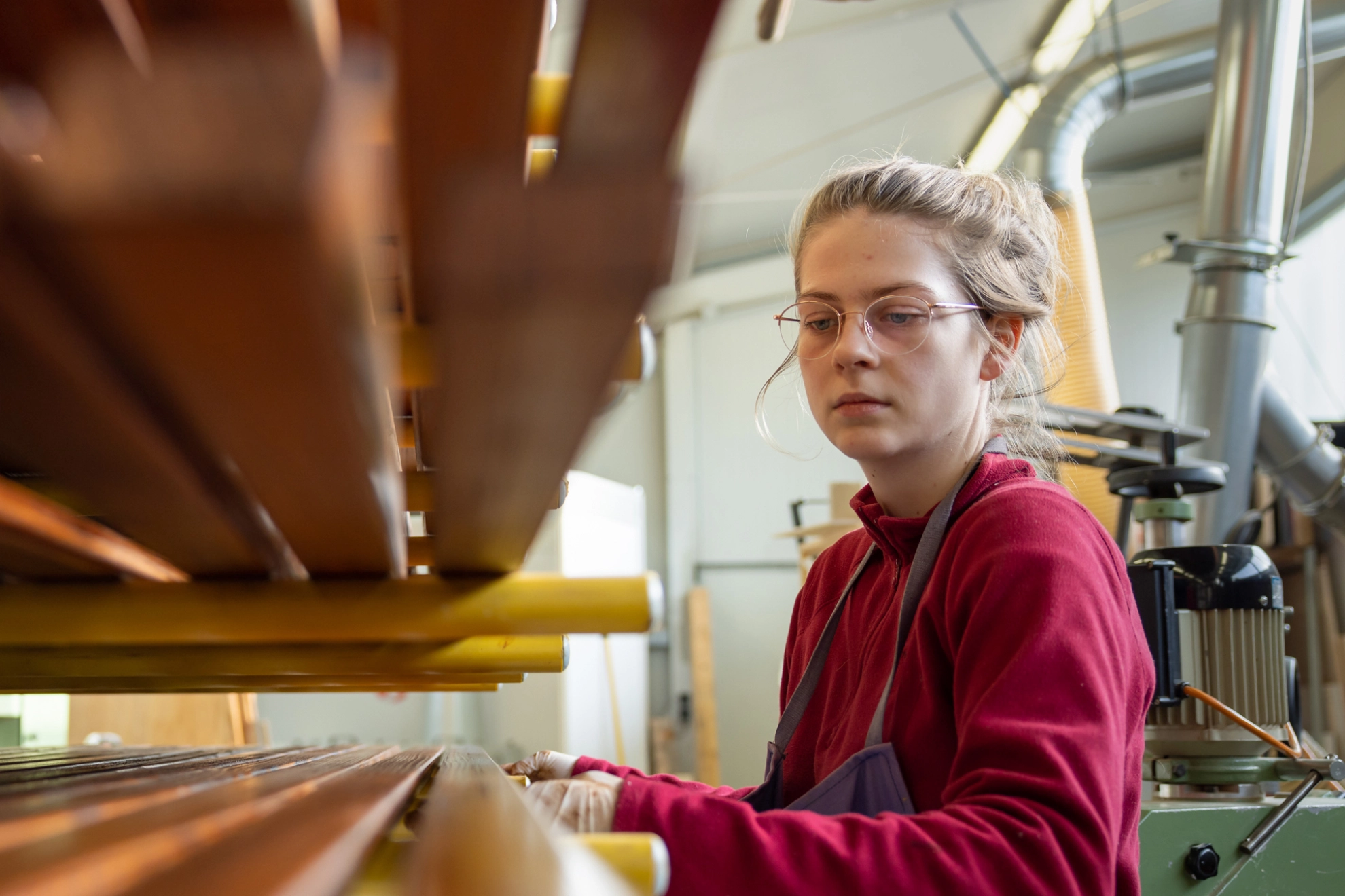 Sonja Schwarz in der Werkstatt 'derBlaue' in Hannover