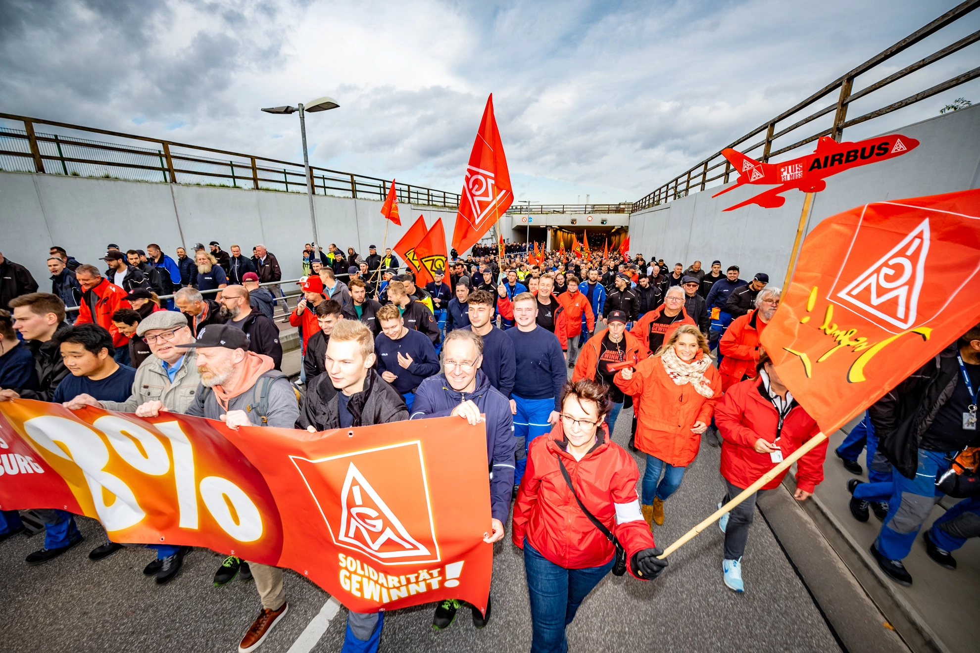 Tarifrunde ME 2022 Warnstreik Airbus