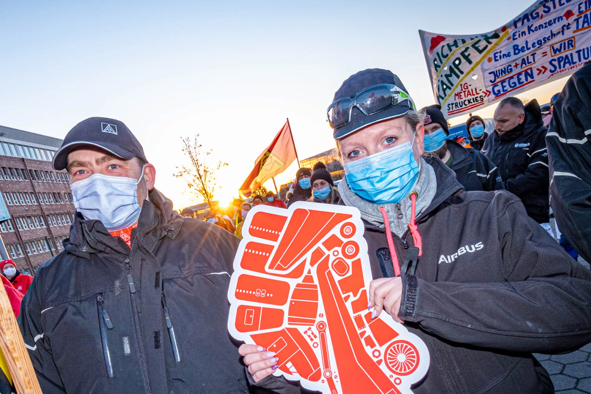 ZU Beginn der Warnstreiks Aktion vor der AR-Sitzung am Osttor in Hamburg