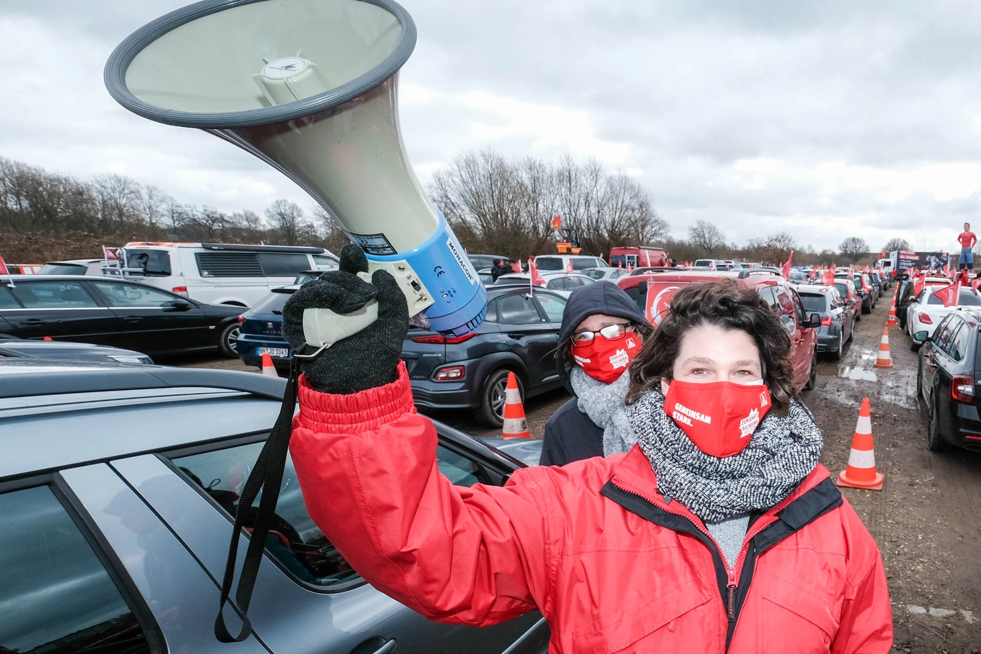 Autokundgebung in Hamburg im Rahmen der Tarifrunde 2021 in der Metall- und Elektroindustrie in Hamburg.