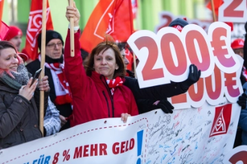 Erstes Angebot unzureichend – Warnstreiks beginnen