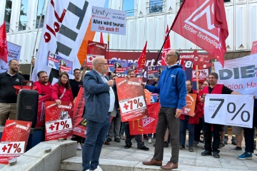 IG Metall Küste übergibt Forderungen an Arbeitgeber: Sieben Prozent mehr und 170 Euro für Azubis 